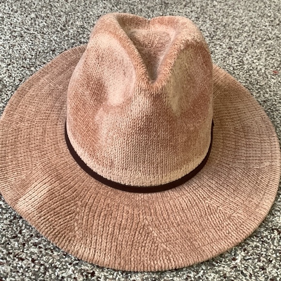 Marcus Adler camel hat main image 8
